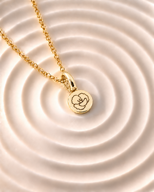 Gold Birth Flower Necklace | Agosto (Amapola)