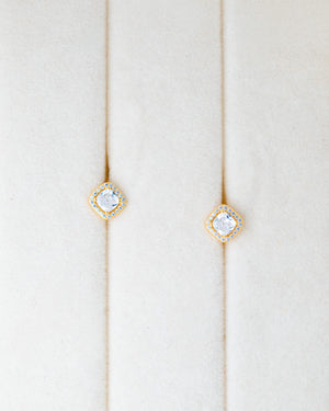Gold Eterna Studs (Plata 925) - Bangili