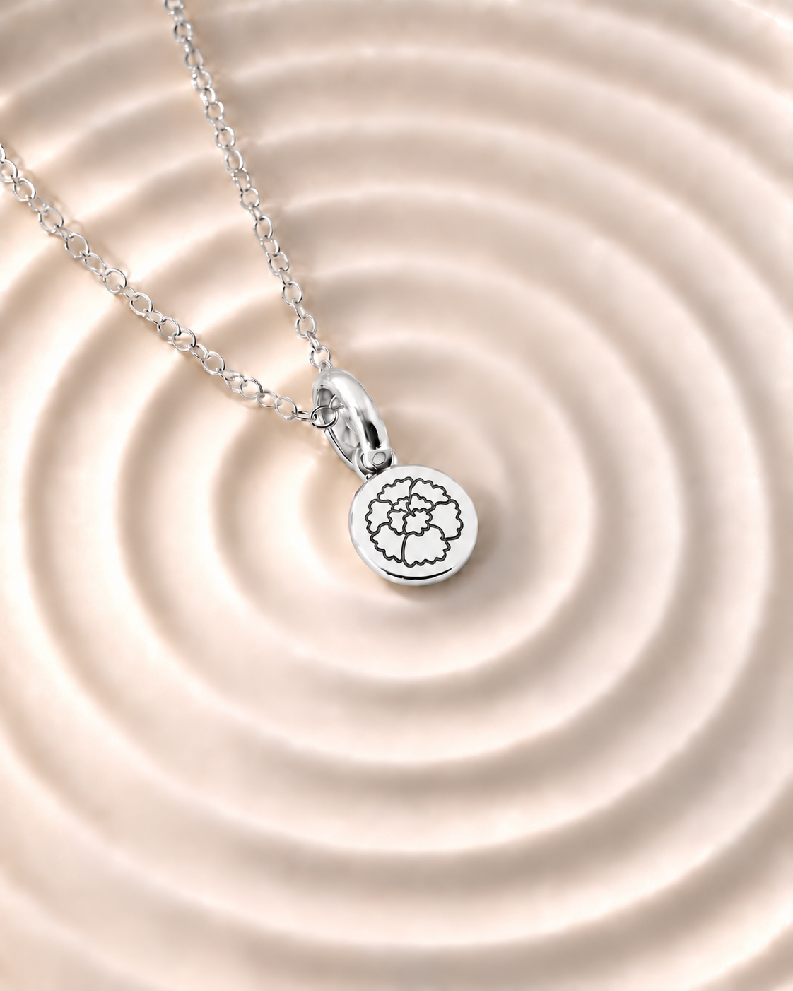 Silver Birth Flower Necklace | Octubre (Caléndula)