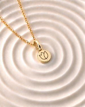 Gold Flower Necklace | Tulipán
