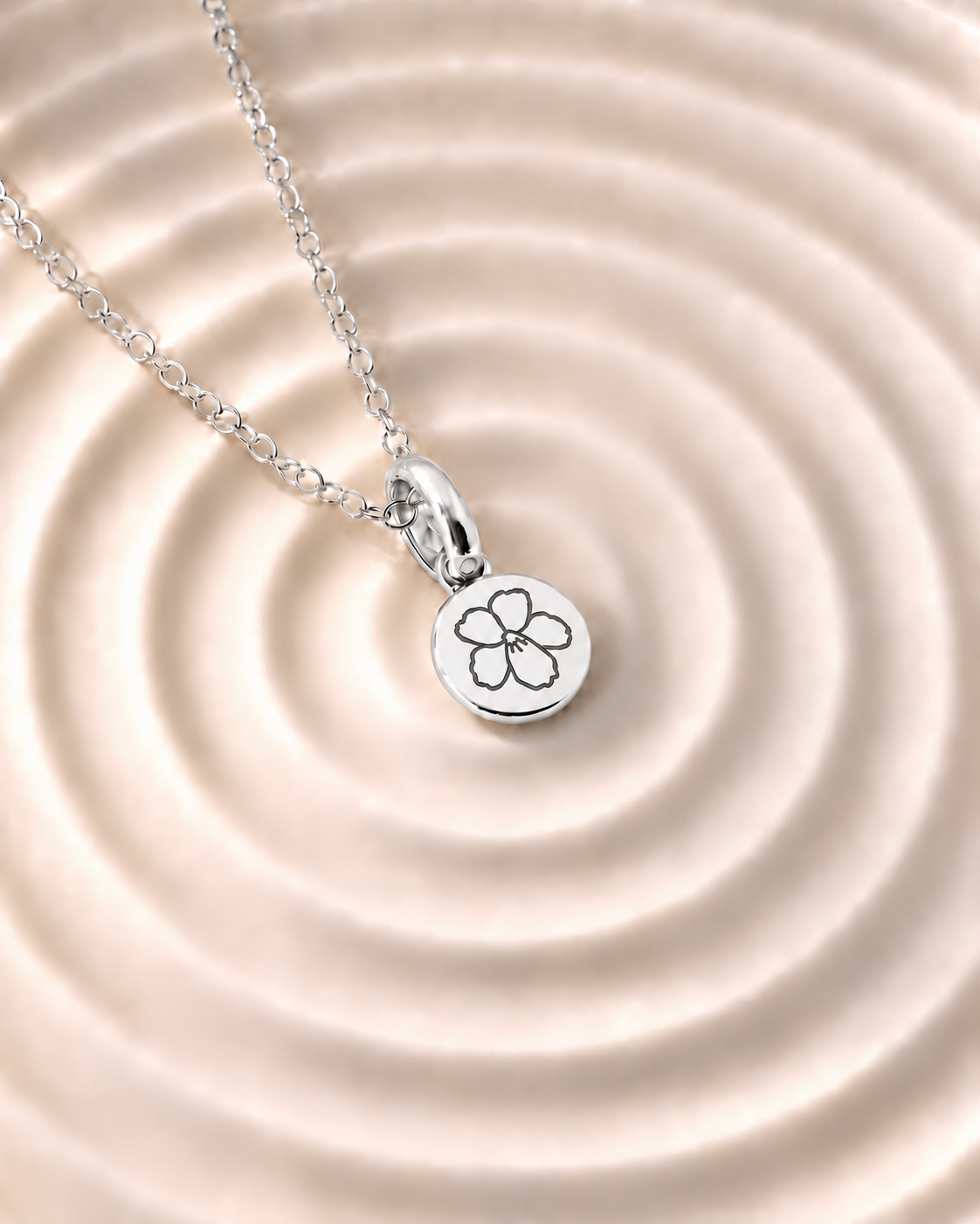 Silver Birth Flower Necklace | Febrero (Violeta)