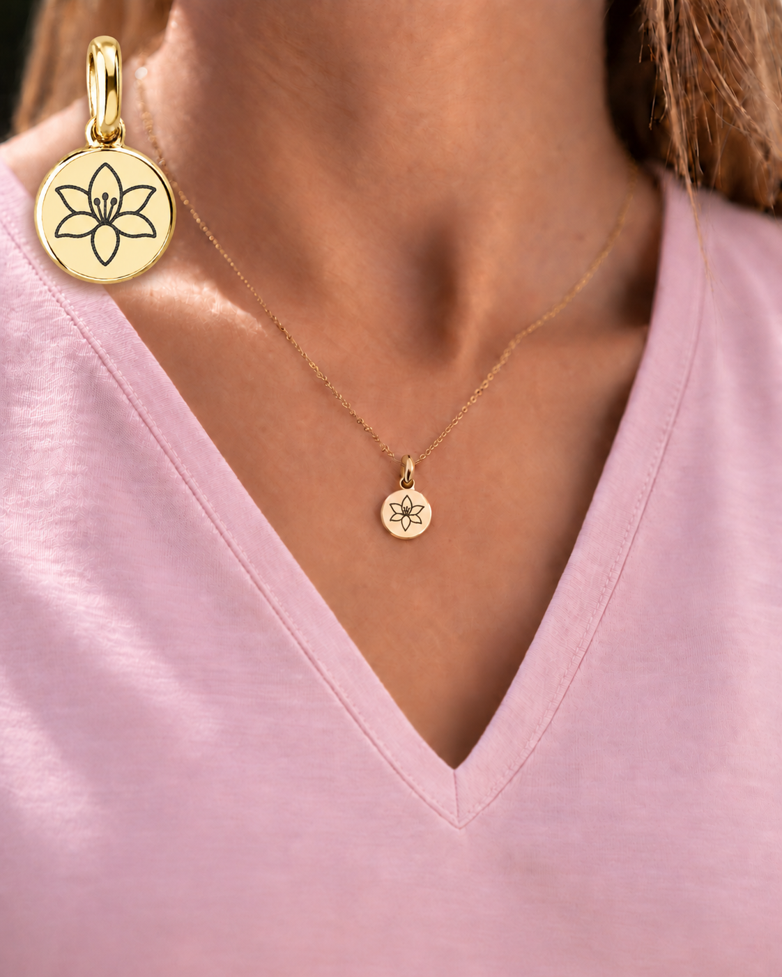 Mayo Birth Flower Necklace | Lirio (Gold)