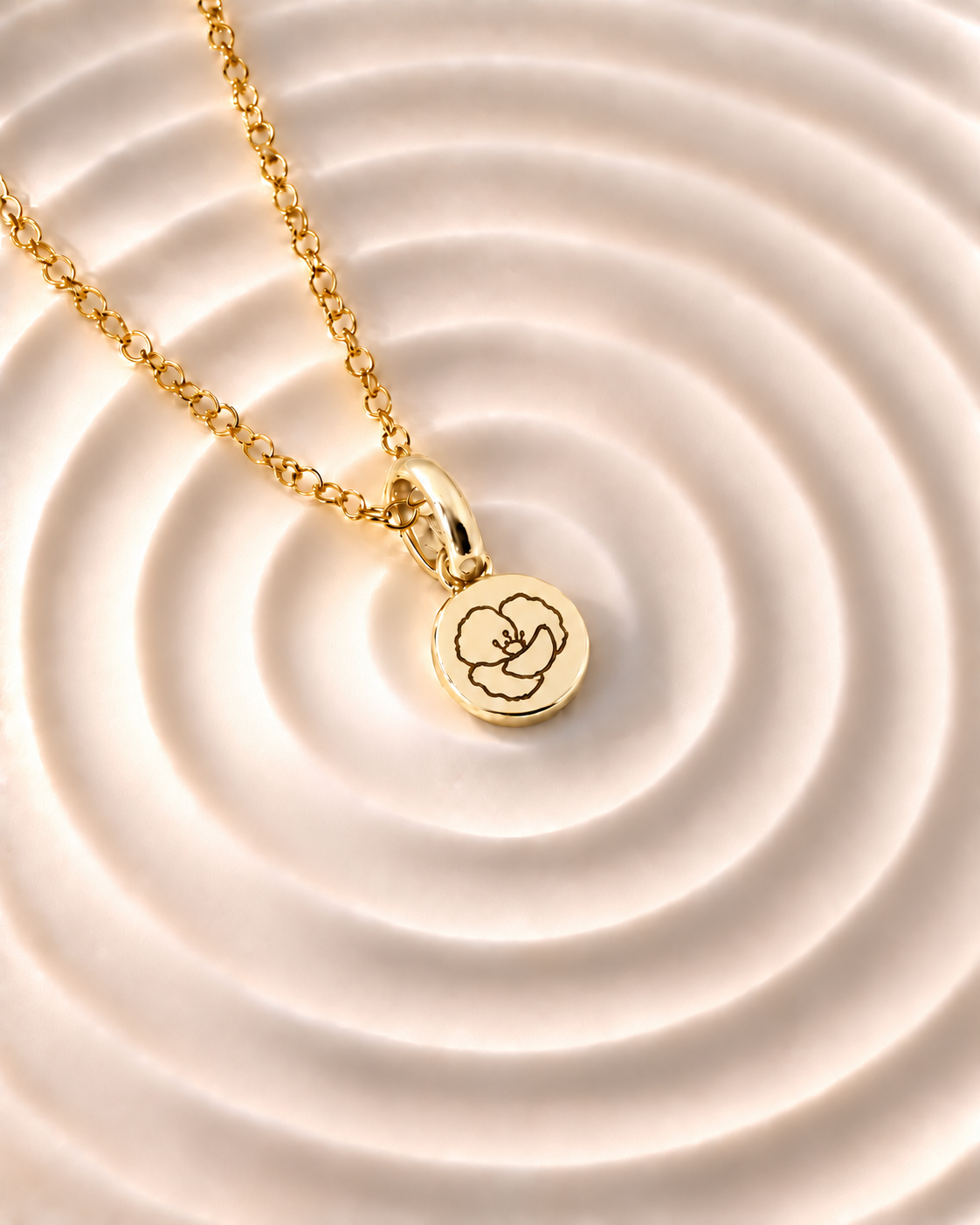 Gold Birth Flower Necklace | Agosto (Amapola)