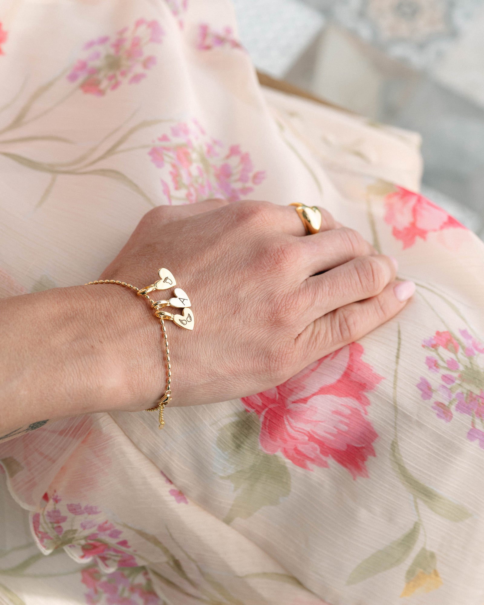 Heart Initial Bracelet (Gold) - Bangili