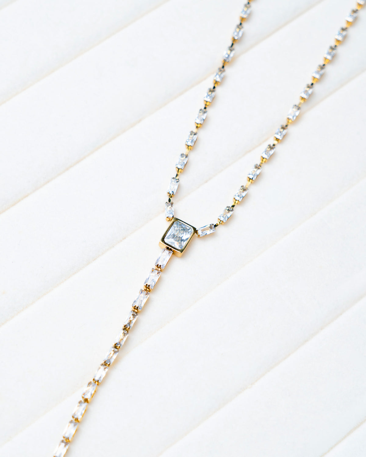 Baguette Lariat Necklace - Bangili