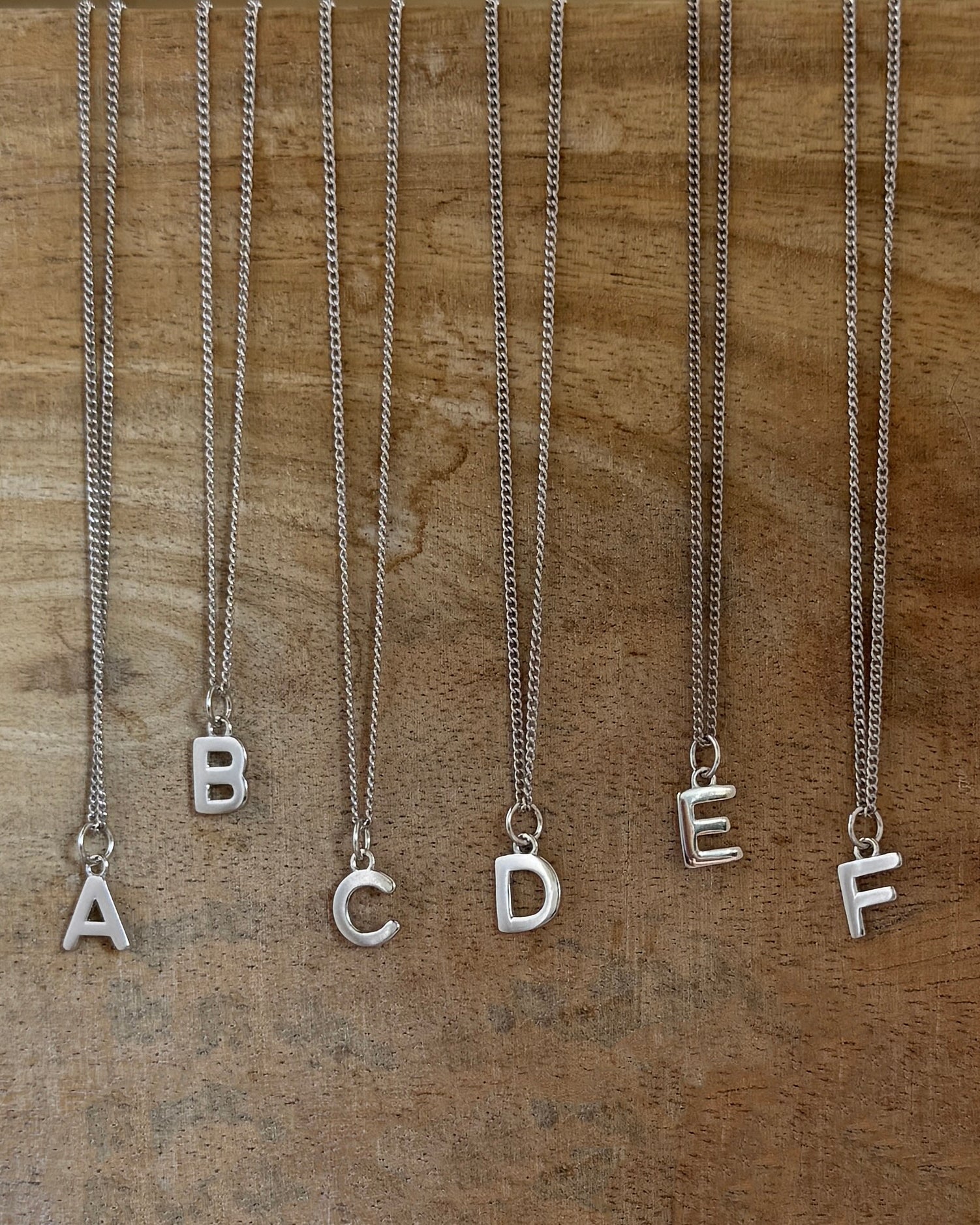 Initial Necklace (Plata 925)