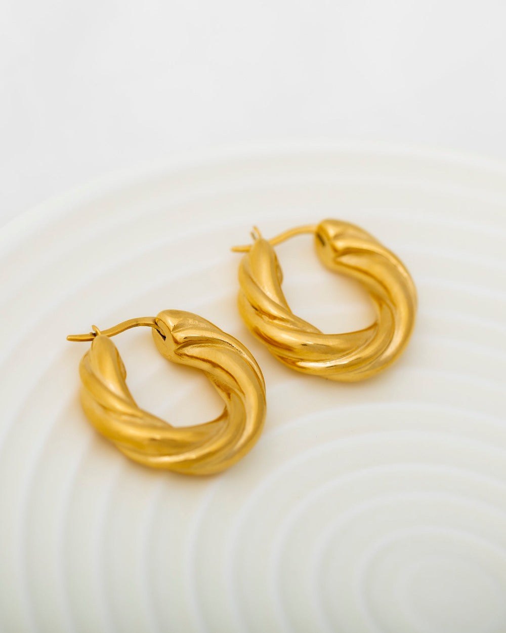 Argollas Twist Doradas - Bangili